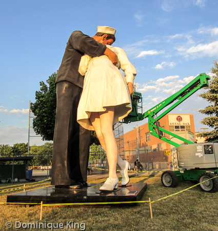 Seward Johnson statue RO (2 of 3) Seward Johnson statue RO (2 of 3)