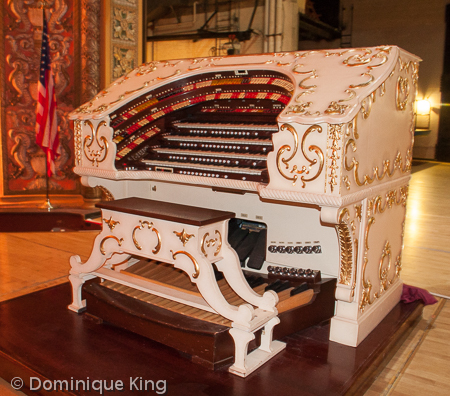 Miss Page Gramde Organ (2 of 4) Miss Page Gramde Organ (2 of 4)