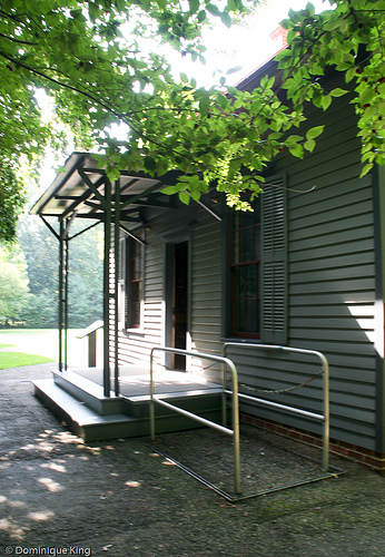 Lawnfield Garfield Home-34