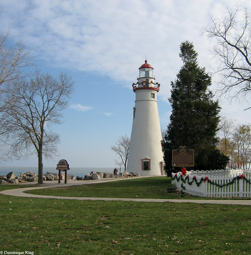 Marblehead Lighthouse Christmas 1